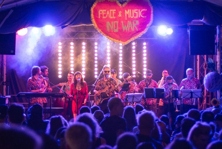 Foto zeigt Band / Artist(s)