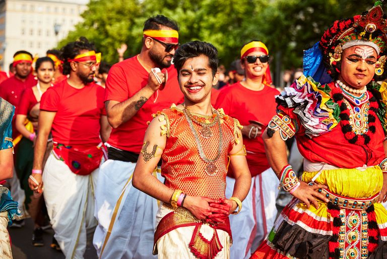 Foto zeigt die Umzugsgruppe BERLIN KANNADA BALAGA e.V.