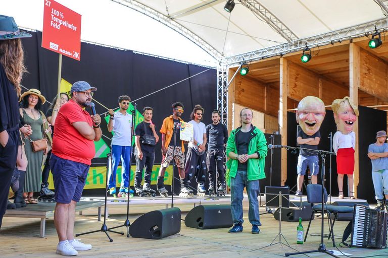 Foto zeigt Künstler:innen