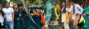 RAHAAVI - TÄNZE AUS IRANZAMIN